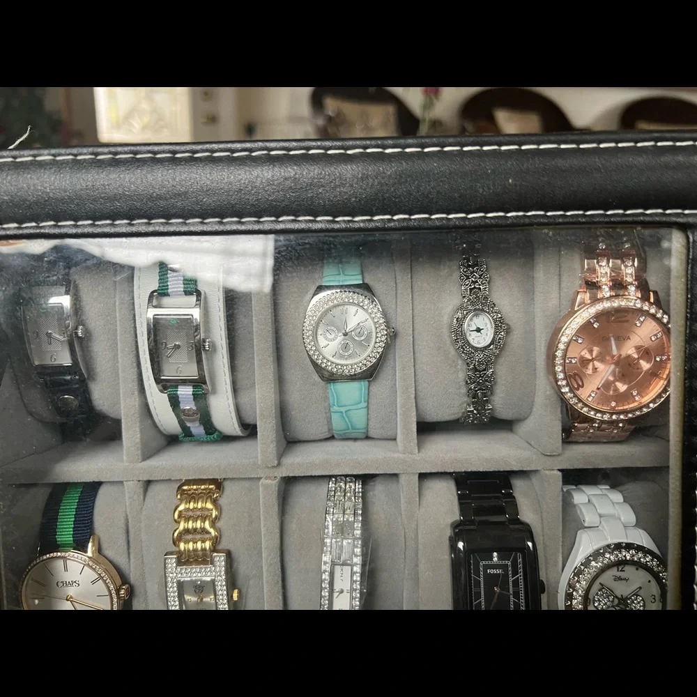 11 watches selling as a lot two Lacoste both with exchangeable band , Japan movt - Picture 11 of 17